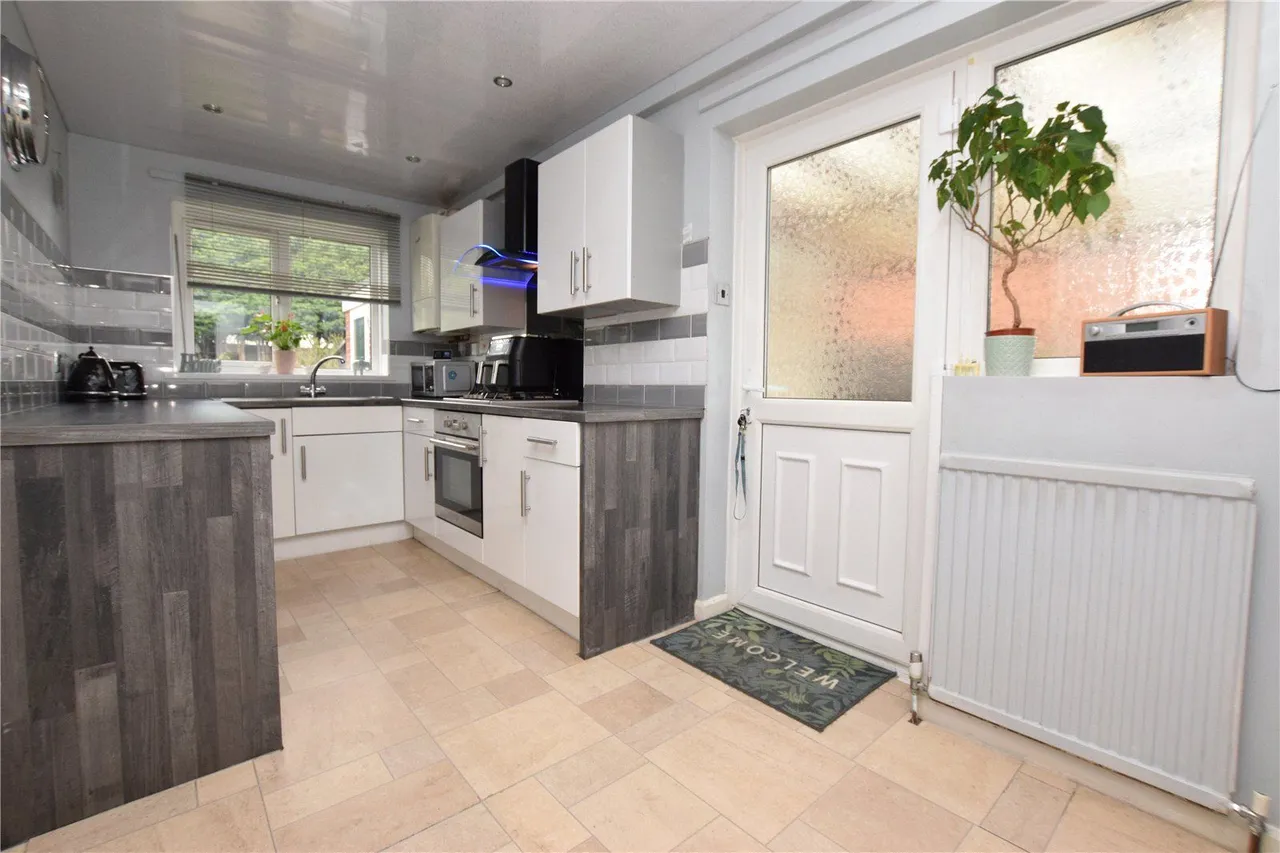Oakdale Meadow, Leeds, LS14, photo 3