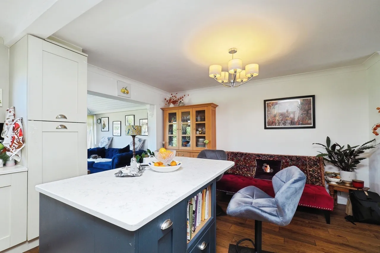 Lilac Crescent, Beeston, Nottingham, Nottinghamshire, NG9, photo 7