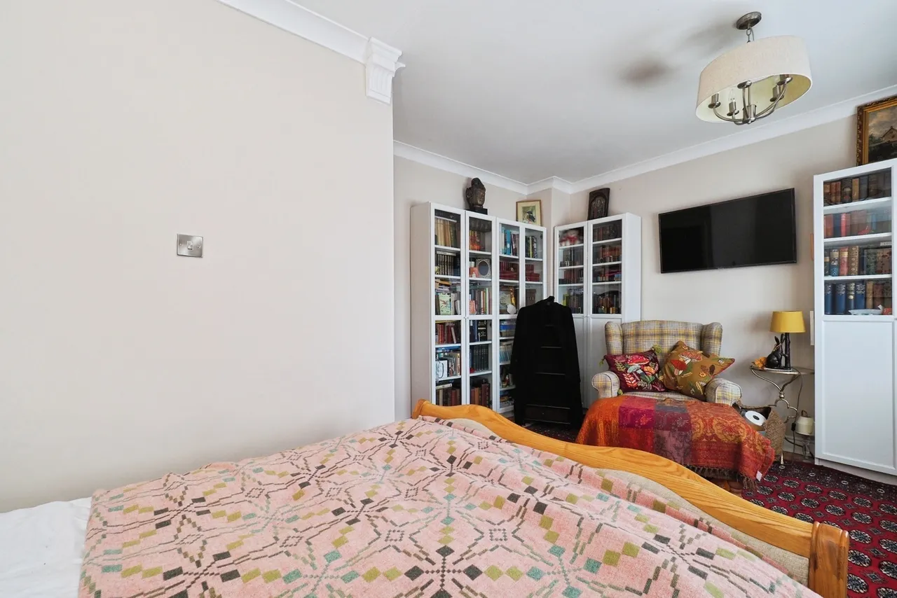 Lilac Crescent, Beeston, Nottingham, Nottinghamshire, NG9, photo 19