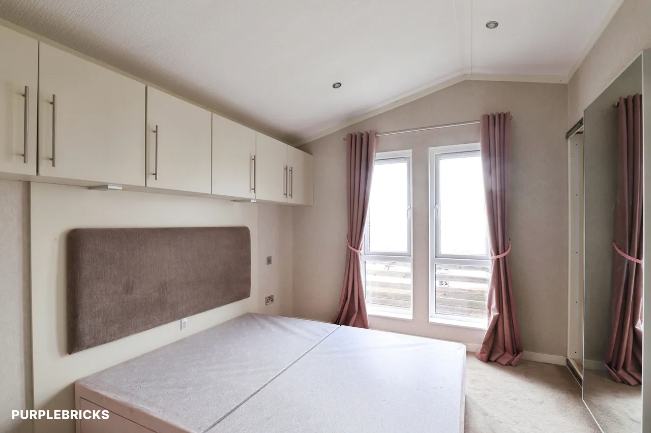 Tallington Lakes, Stamford, PE9, photo 12