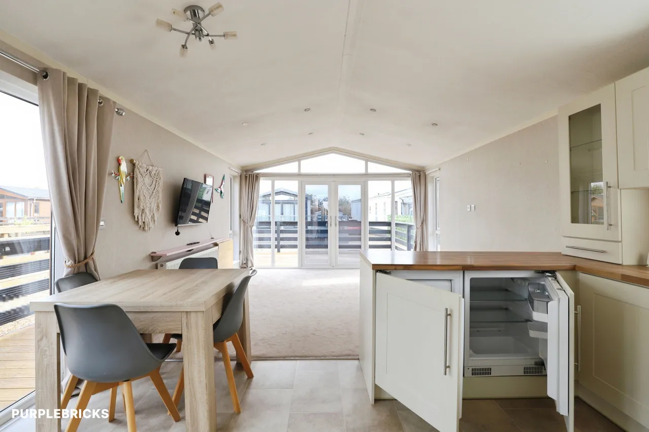 Tallington Lakes, Stamford, PE9, photo 9
