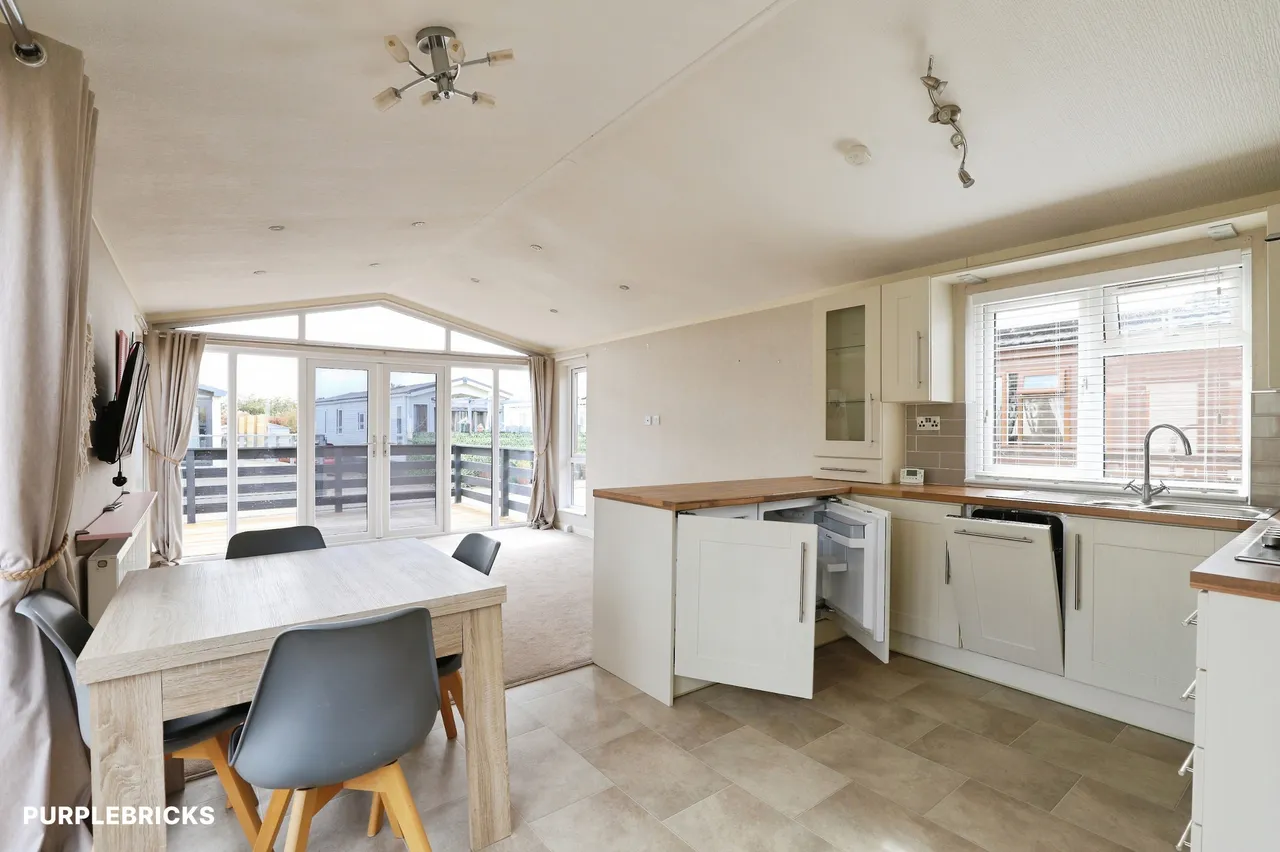Tallington Lakes, Stamford, PE9, photo 4