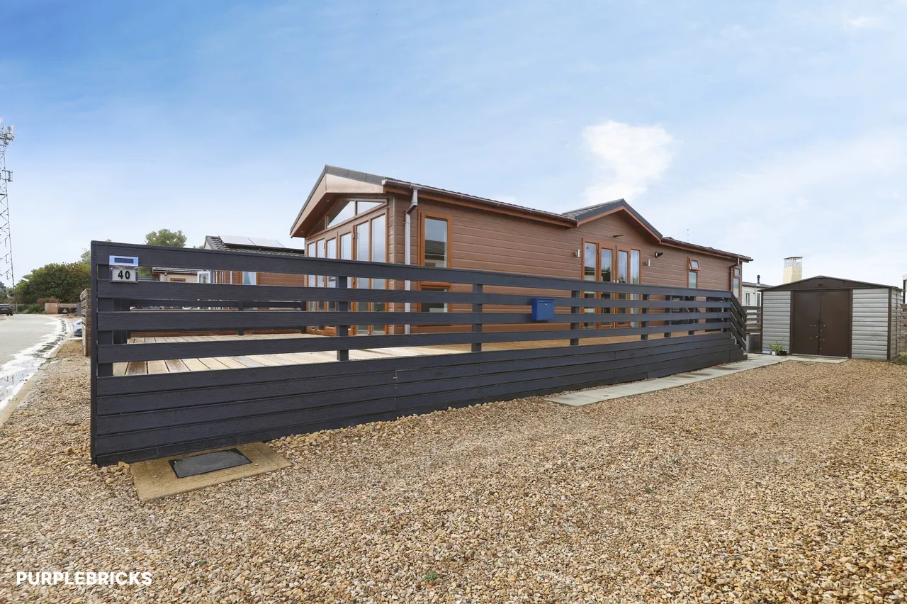 Tallington Lakes, Stamford, PE9, photo 2