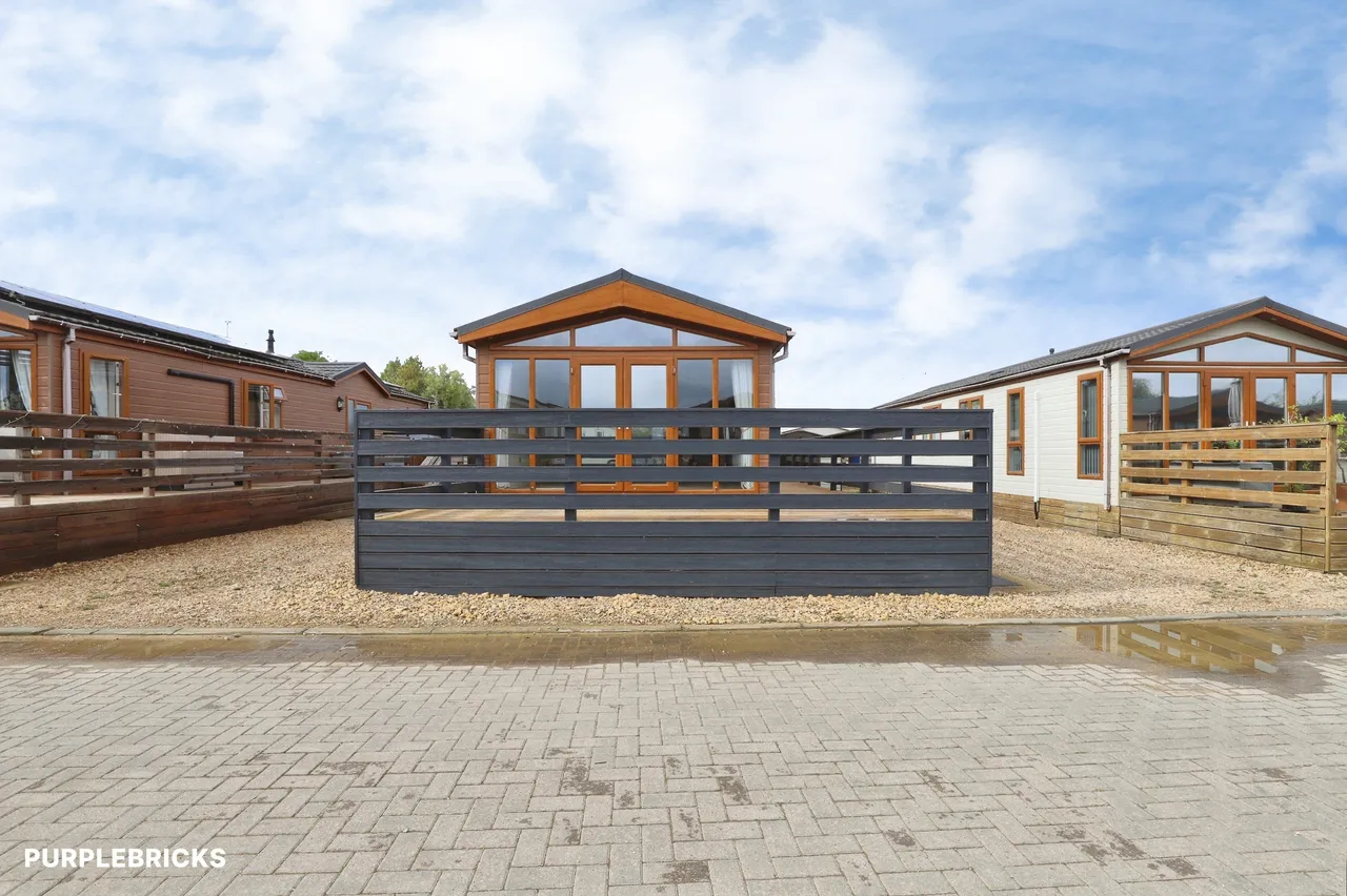 Tallington Lakes, Stamford, PE9, photo 16