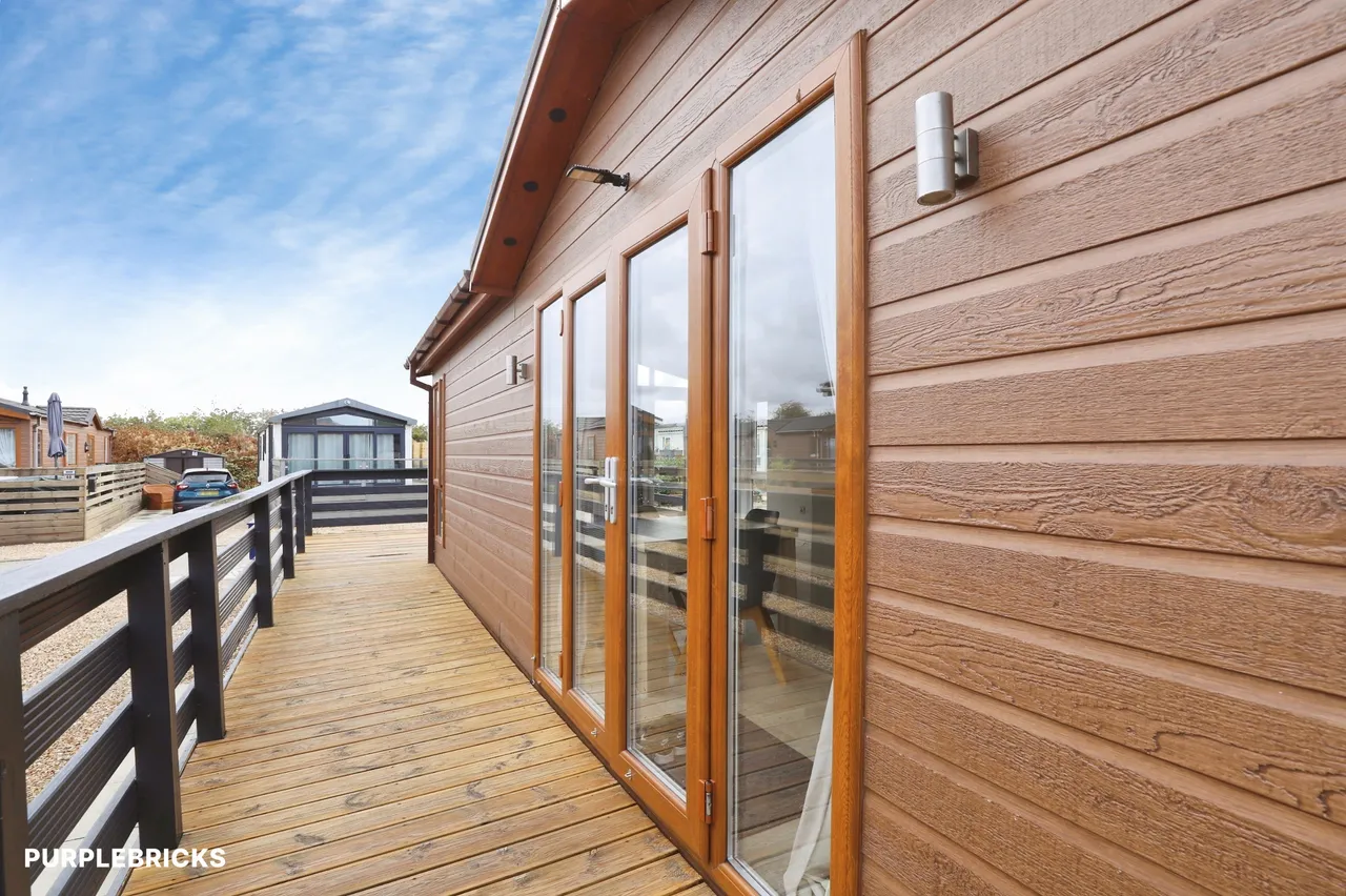Tallington Lakes, Stamford, PE9, photo 15