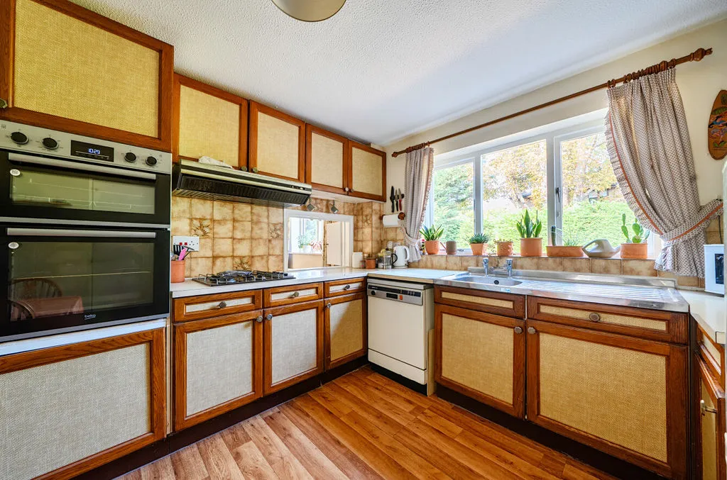 Beaumont Road, Purley CR8 2EG, photo 10