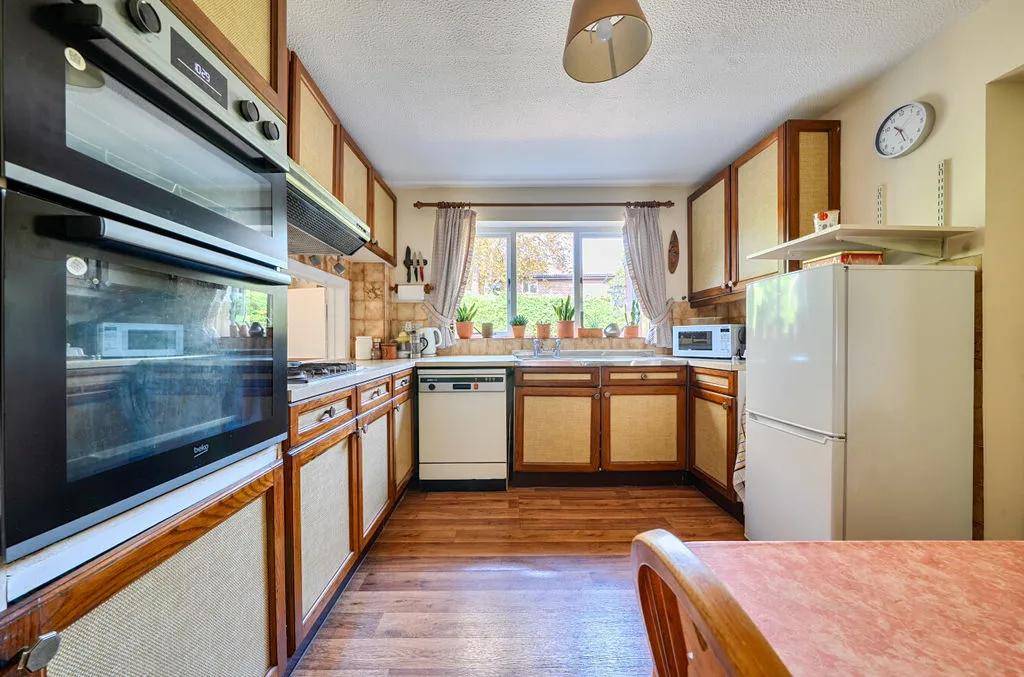 Beaumont Road, Purley CR8 2EG, photo 9