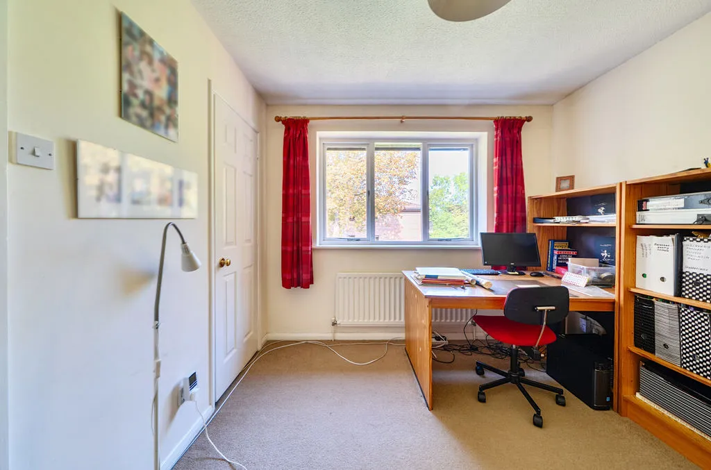 Beaumont Road, Purley CR8 2EG, photo 17