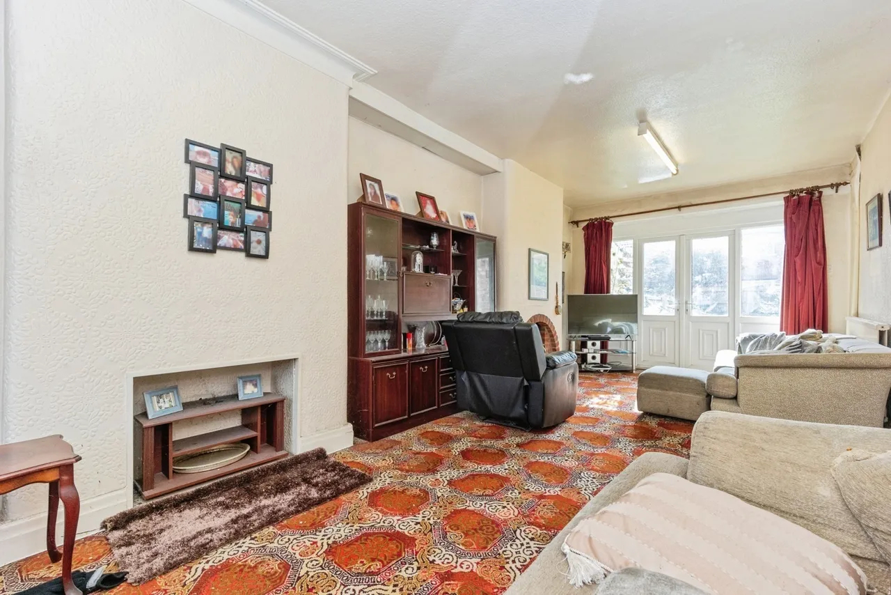 Rutland Avenue, Firswood, M16, photo 24