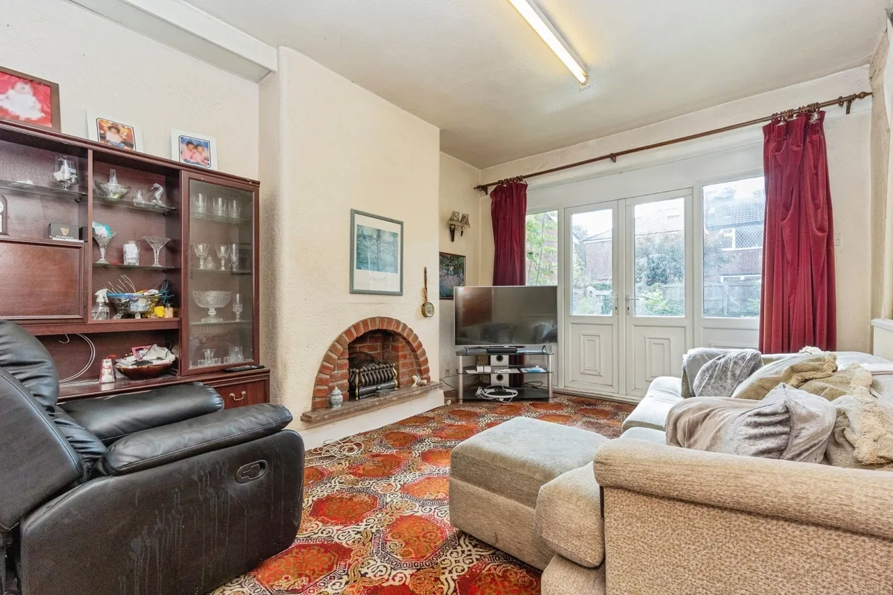 Rutland Avenue, Firswood, M16, photo 21