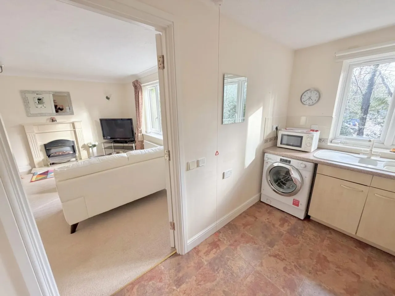 Melton Court, BH13, photo 5