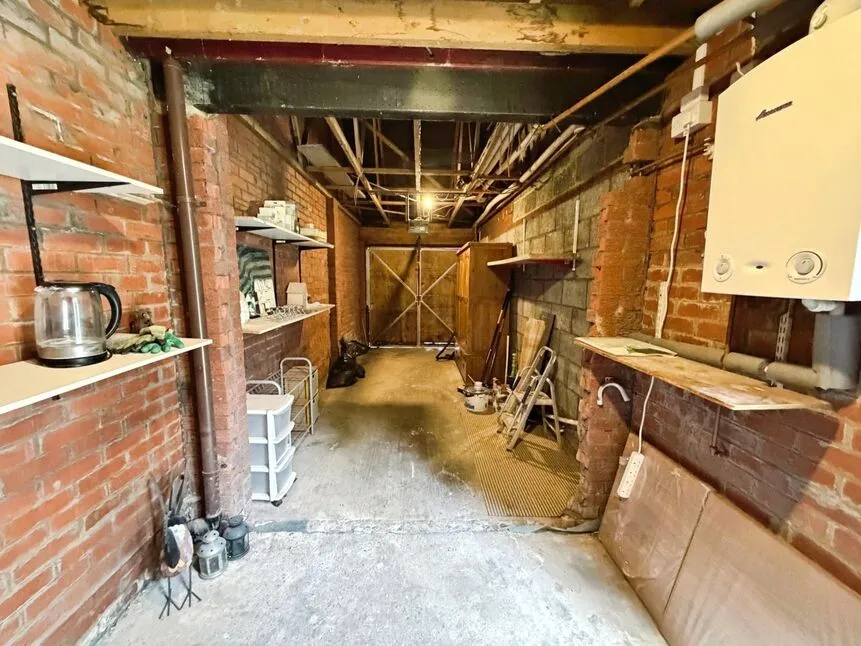 Tudor Manor Gardens, Watford, WD25, photo 19
