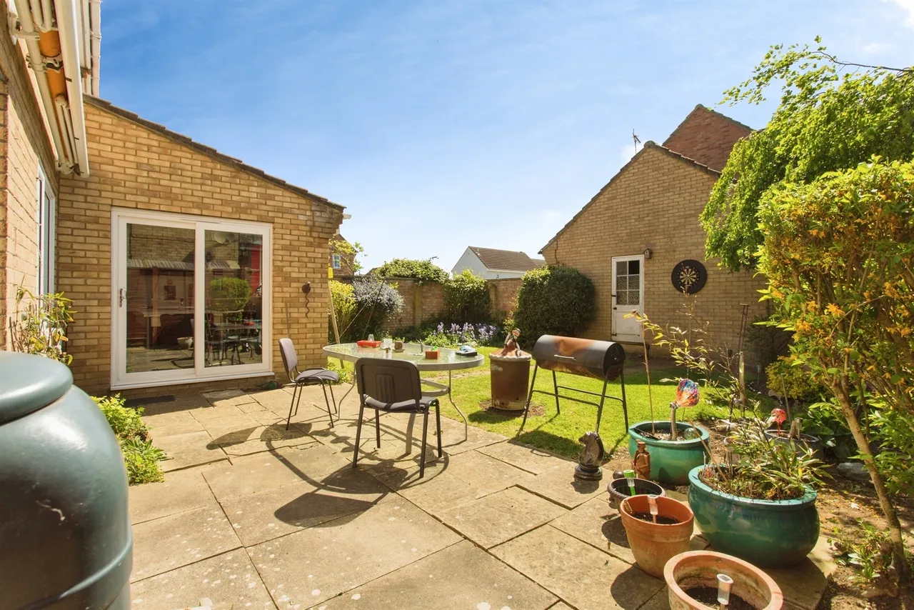 Degas Drive, St. Ives, PE27, photo 12