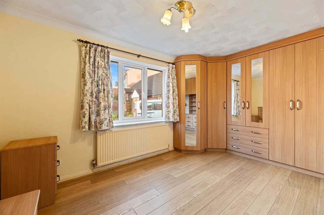 St. Lukes Way, Frodsham, photo 14