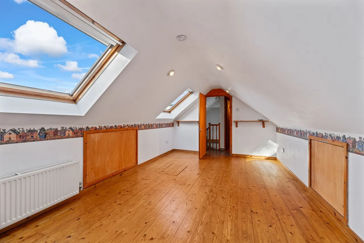 St. Lukes Way, Frodsham, photo 17