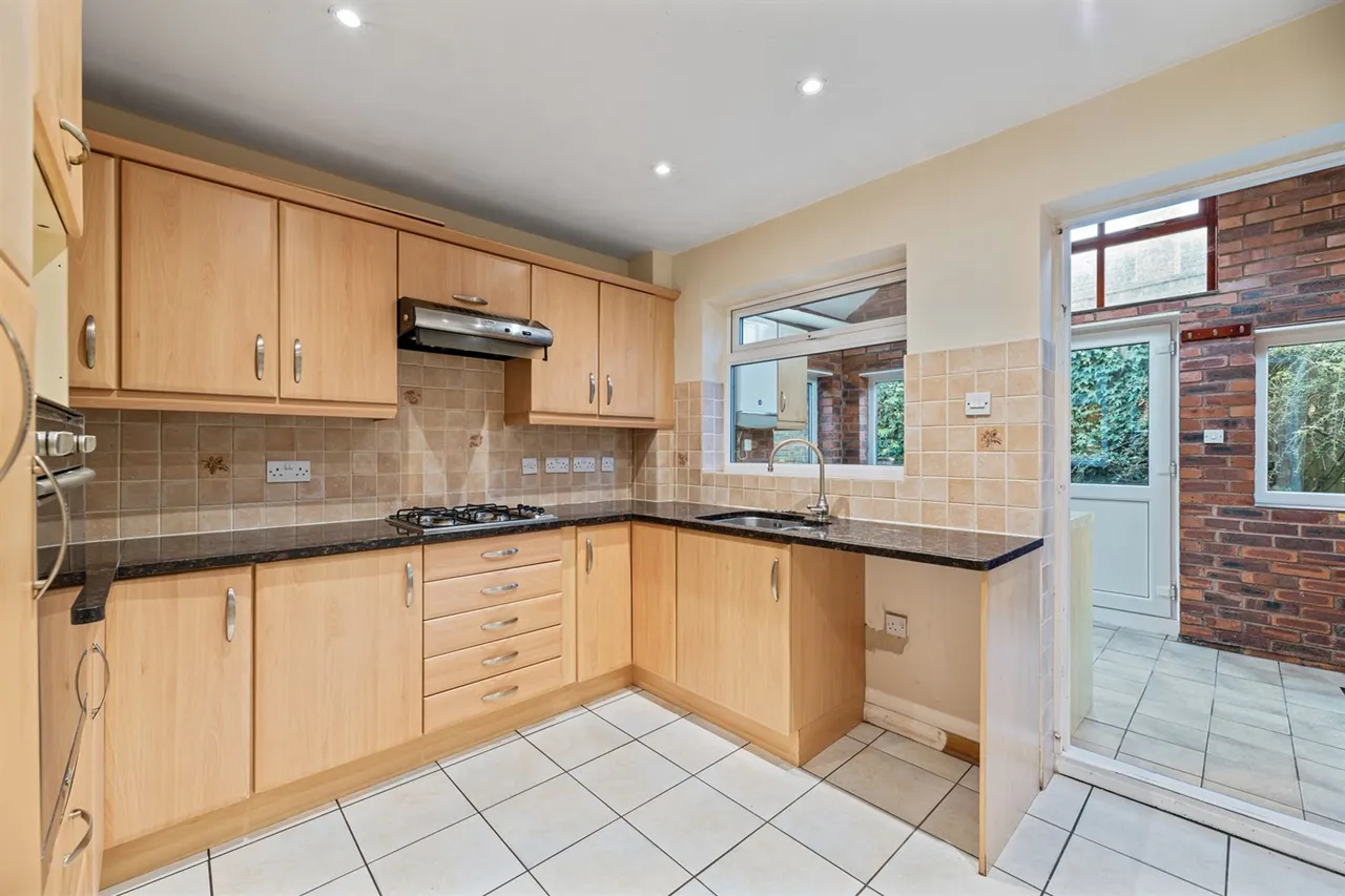 St. Lukes Way, Frodsham, photo 7
