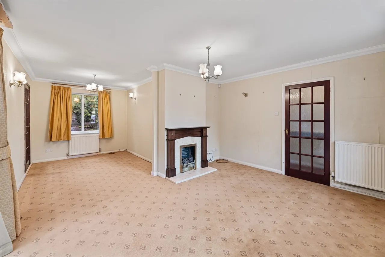 St. Lukes Way, Frodsham, photo 2