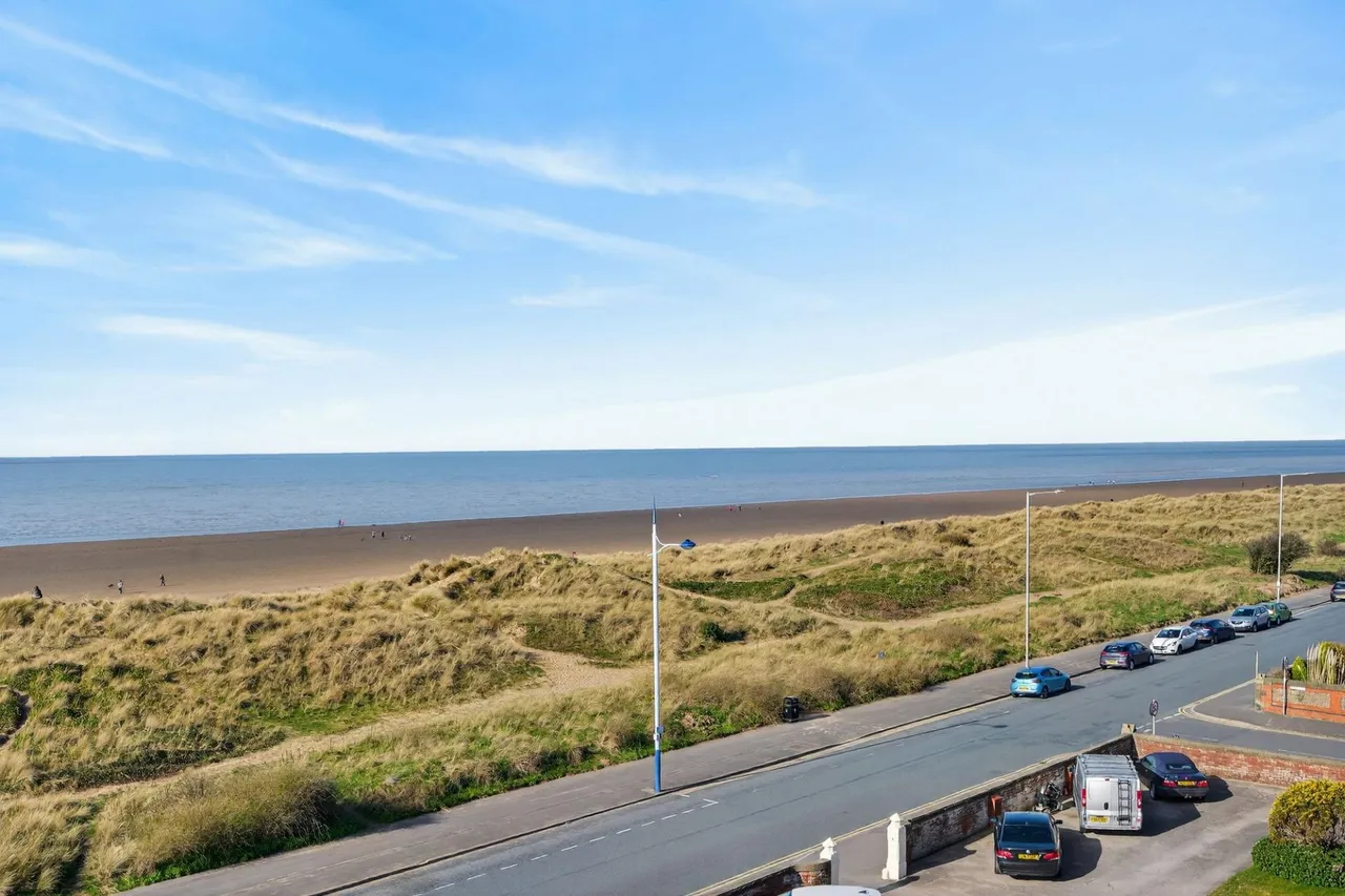 North Promenade, Nicoll Court, FY8, photo 4