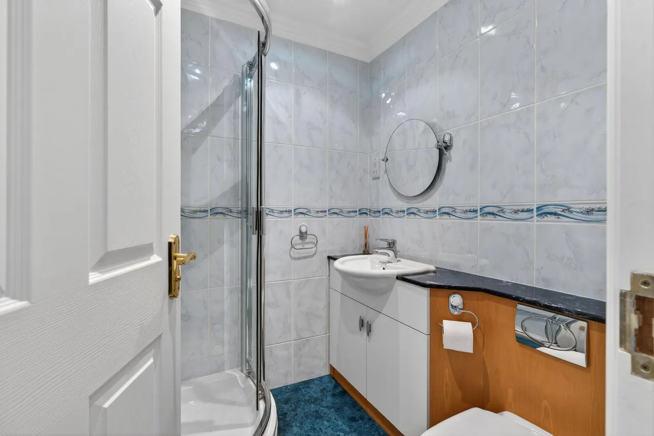 North Promenade, Nicoll Court, FY8, photo 28