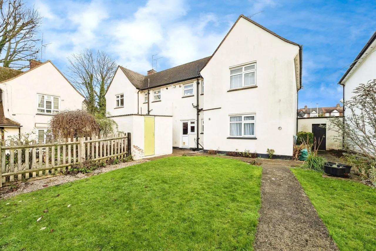 Thurlby Close, Woodford Green, IG8, photo 9