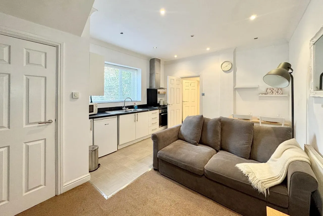 Meriton Court, BH1, photo 6