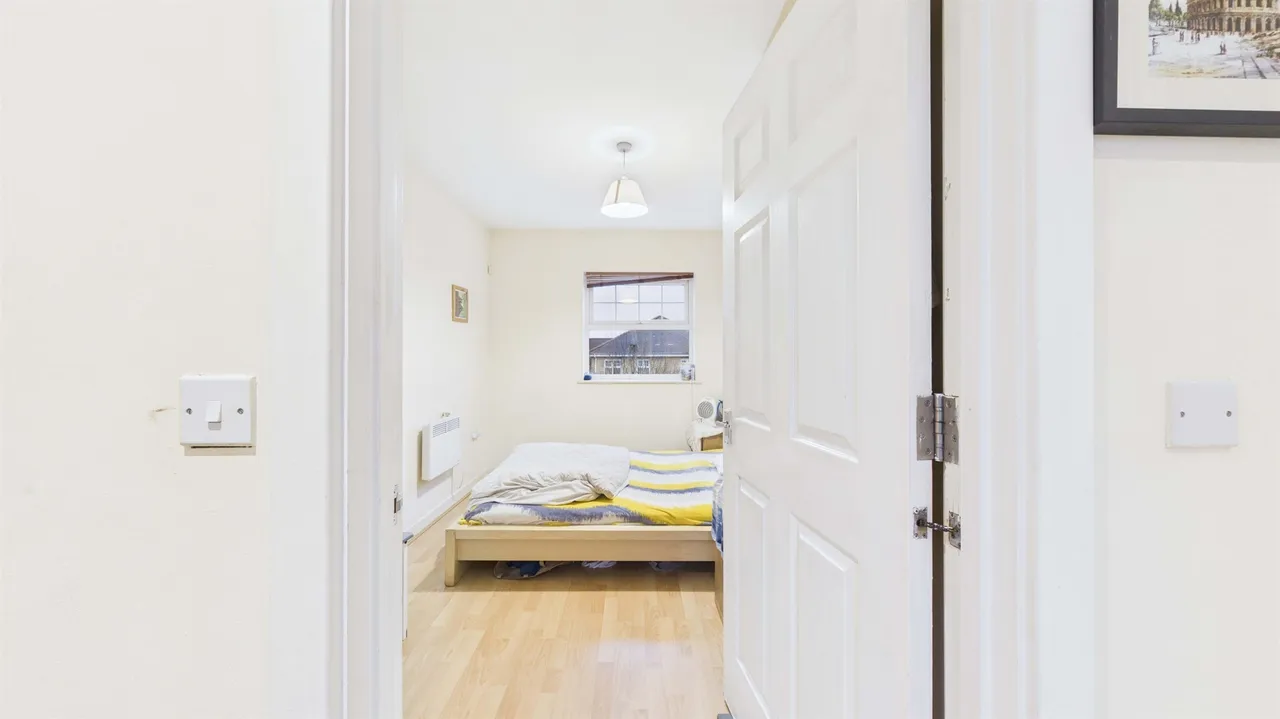 Butler Close, Edgware, photo 8