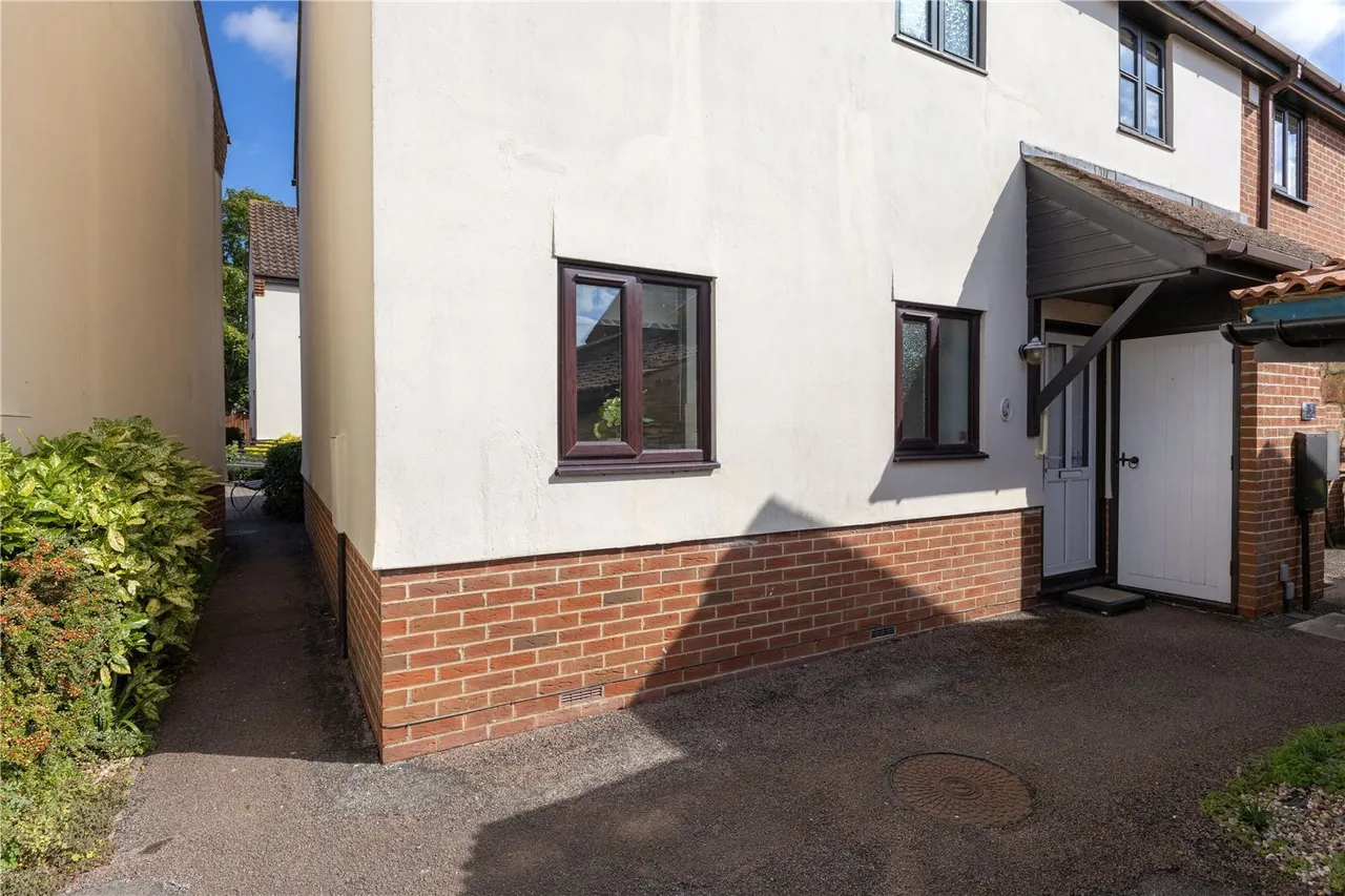1 bed flat for sale, Middleton Court, Wymondham, NR18