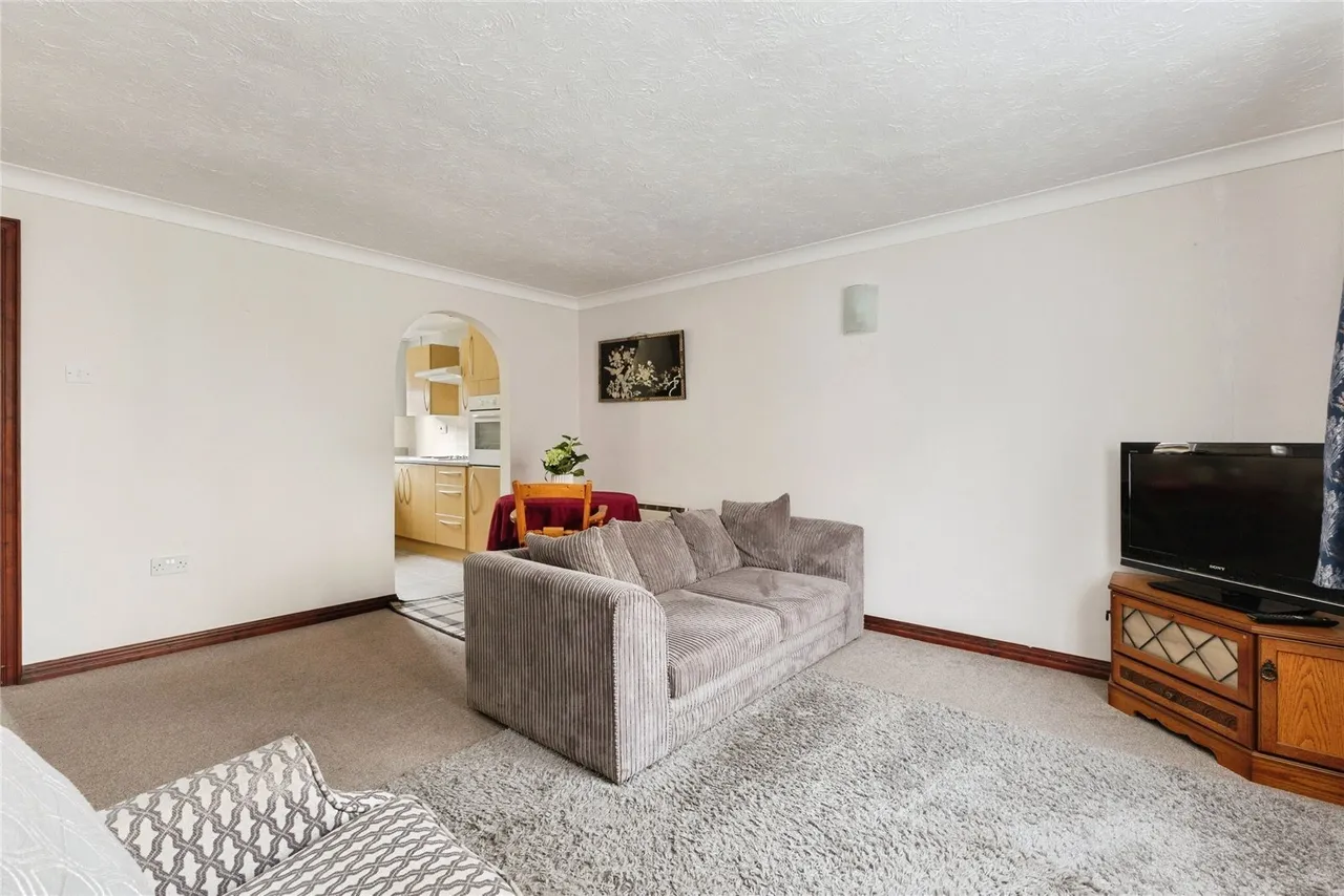Middleton Court, Wymondham, Norfolk, NR18, photo 5