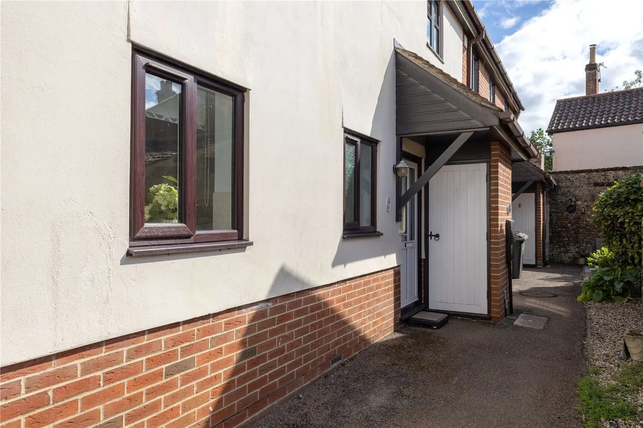 Middleton Court, Wymondham, NR18, photo 13