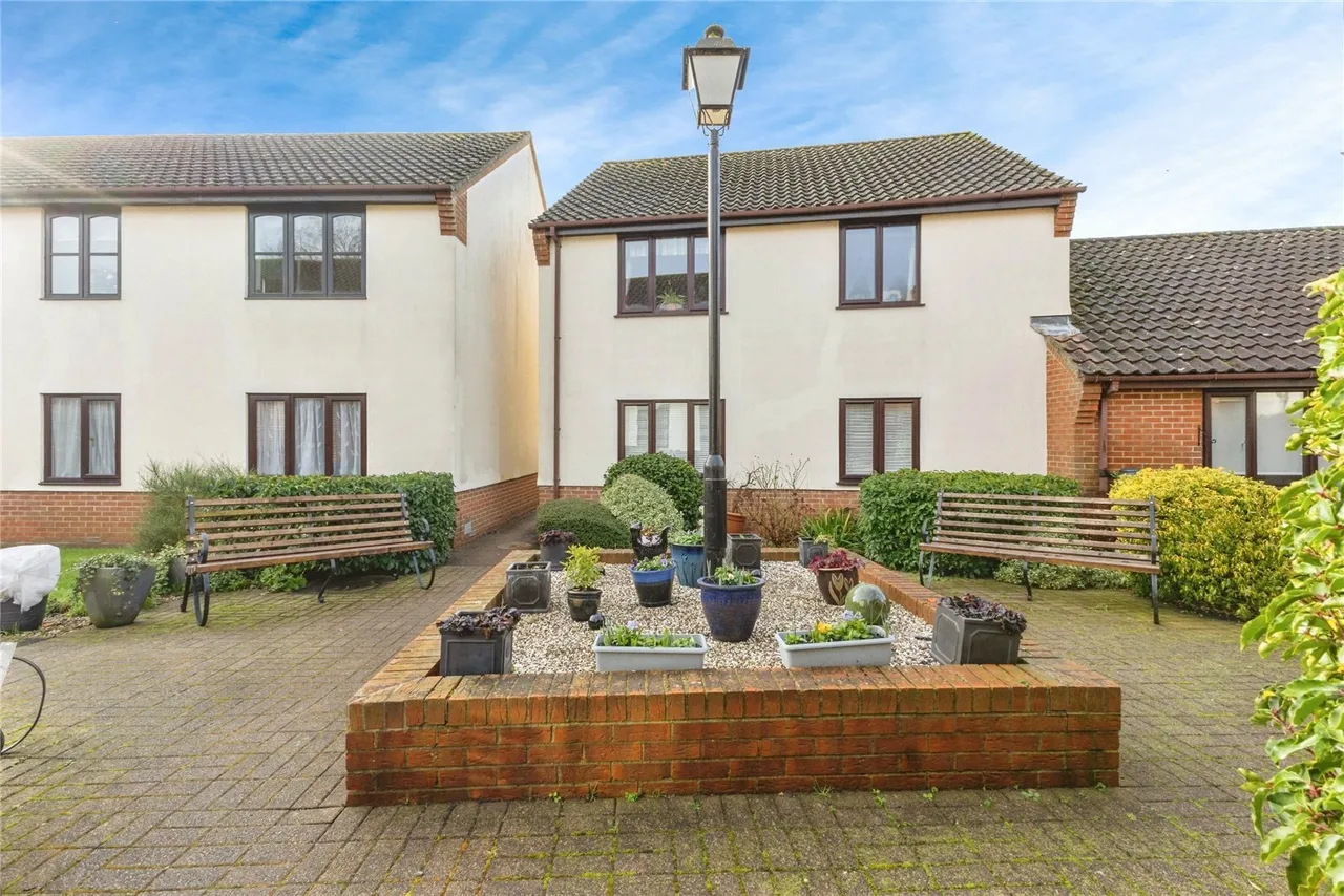 Middleton Court, Wymondham, Norfolk, NR18, photo 12