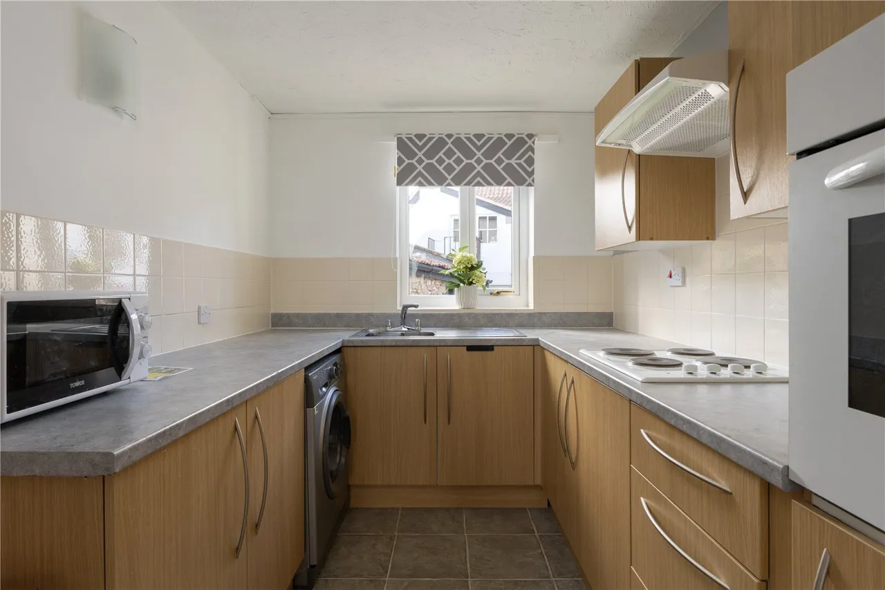 Middleton Court, Wymondham, NR18, photo 15