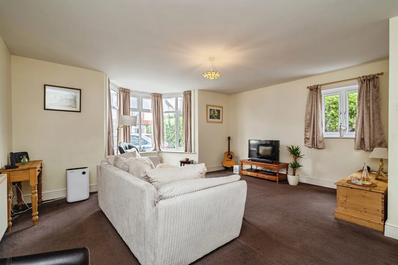 Avondale Road, Gorleston, Great Yarmouth, photo 9