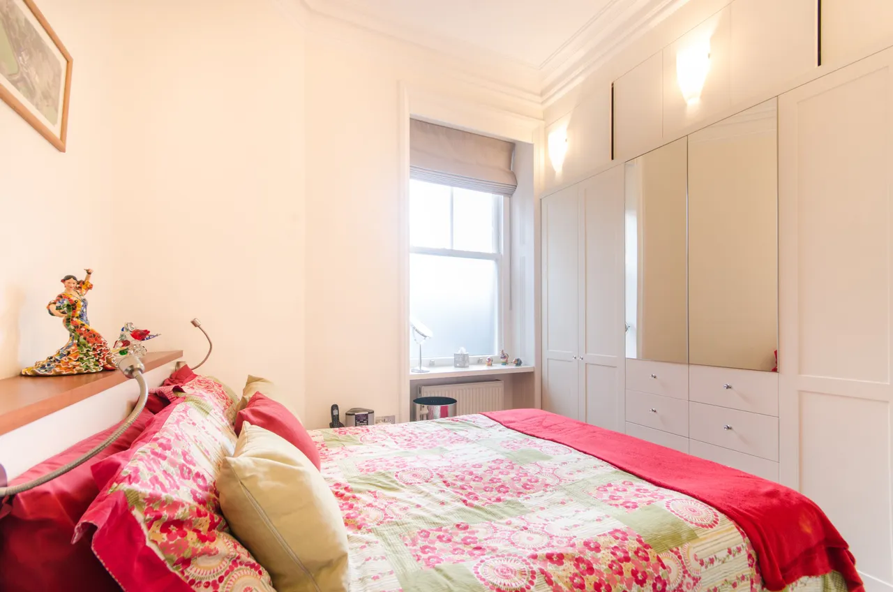4 Langham Mansions, Earls Court Square, London, photo 3