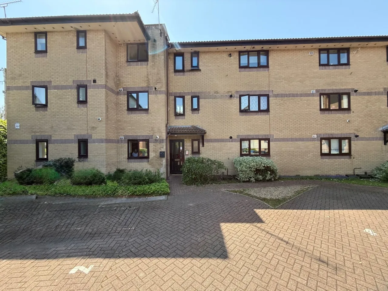 2 bed flat to rent, Woodhill Views, Nailsea, BS48