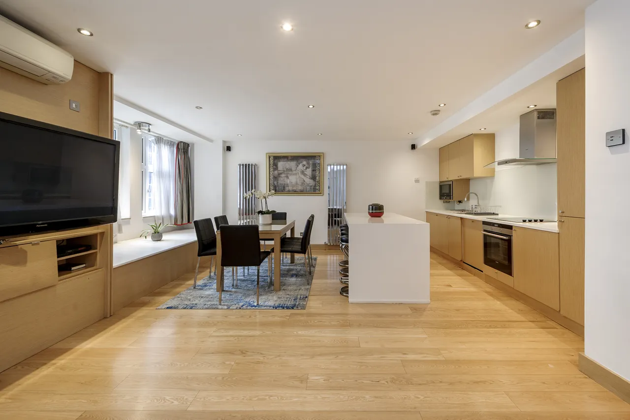 Brompton Road, London, SW3, photo 2