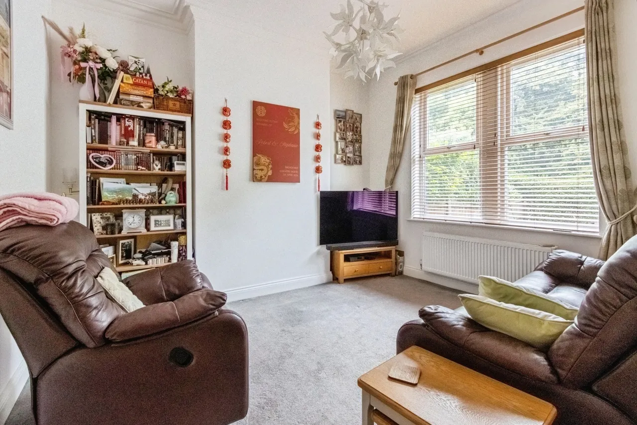 Denby Dale Road, WEST YORKSHIRE, WF2, photo 6