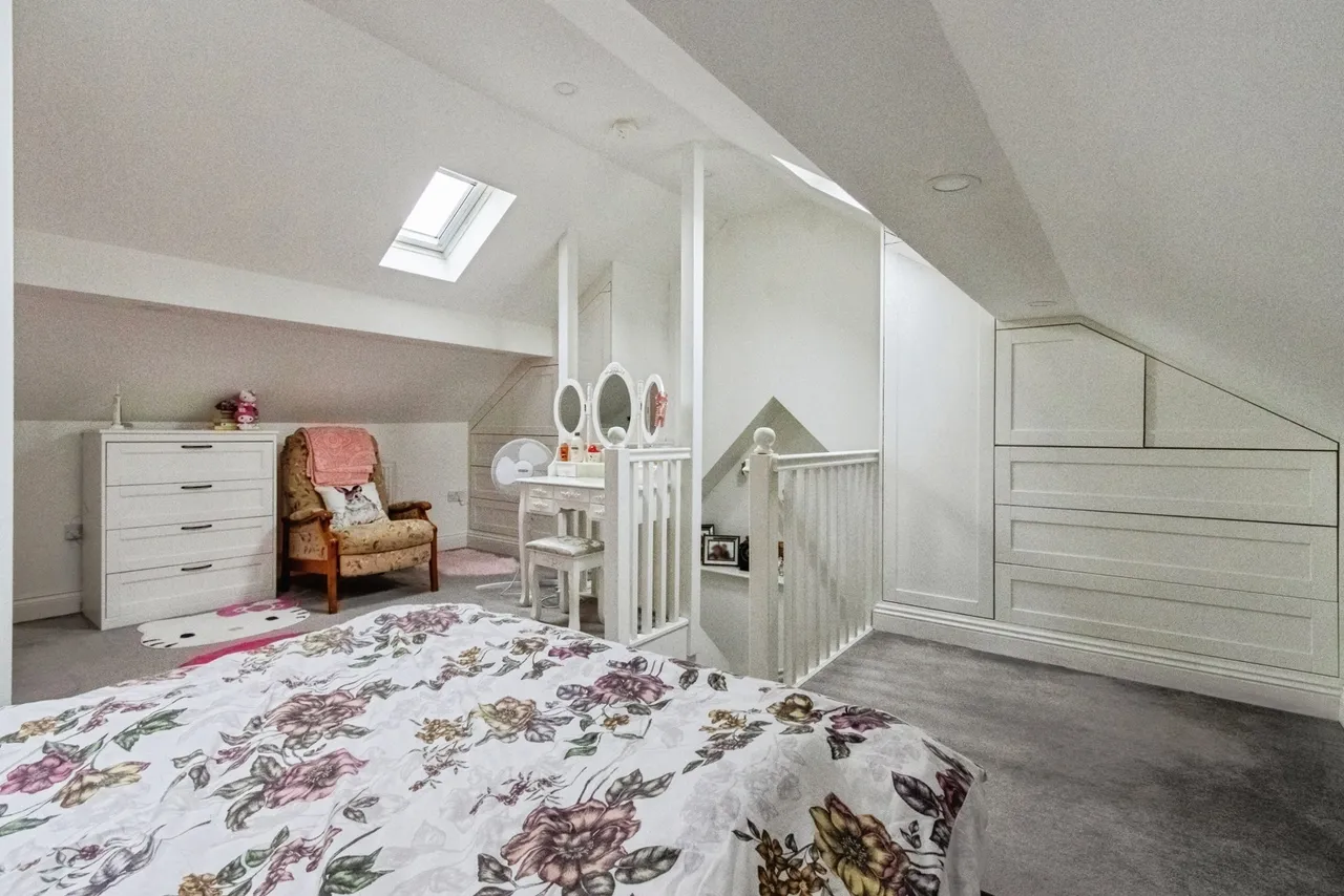 Denby Dale Road, WEST YORKSHIRE, WF2, photo 15