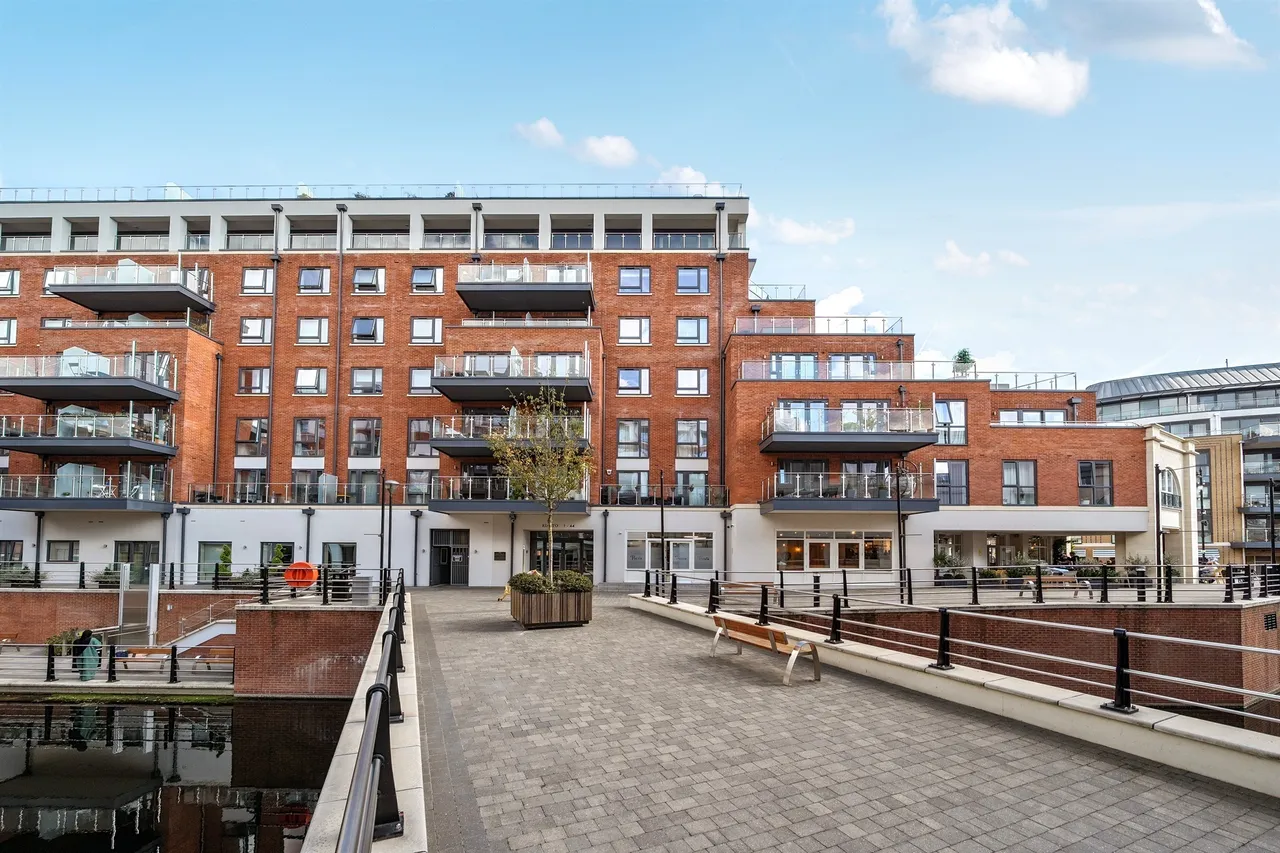 1 bed flat for sale, Canal Side, Maidenhead, SL6