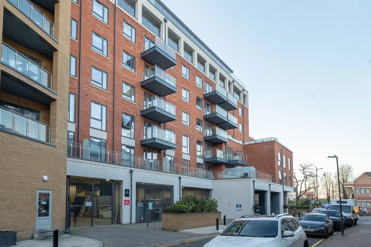 Canal Side, Maidenhead, SL6, photo 14