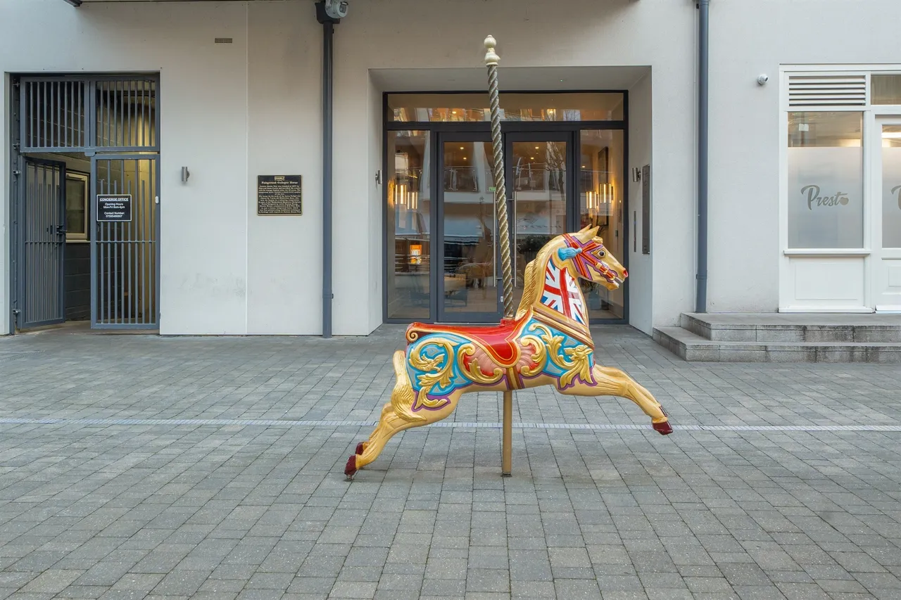 Canal Side, Maidenhead, SL6, photo 11