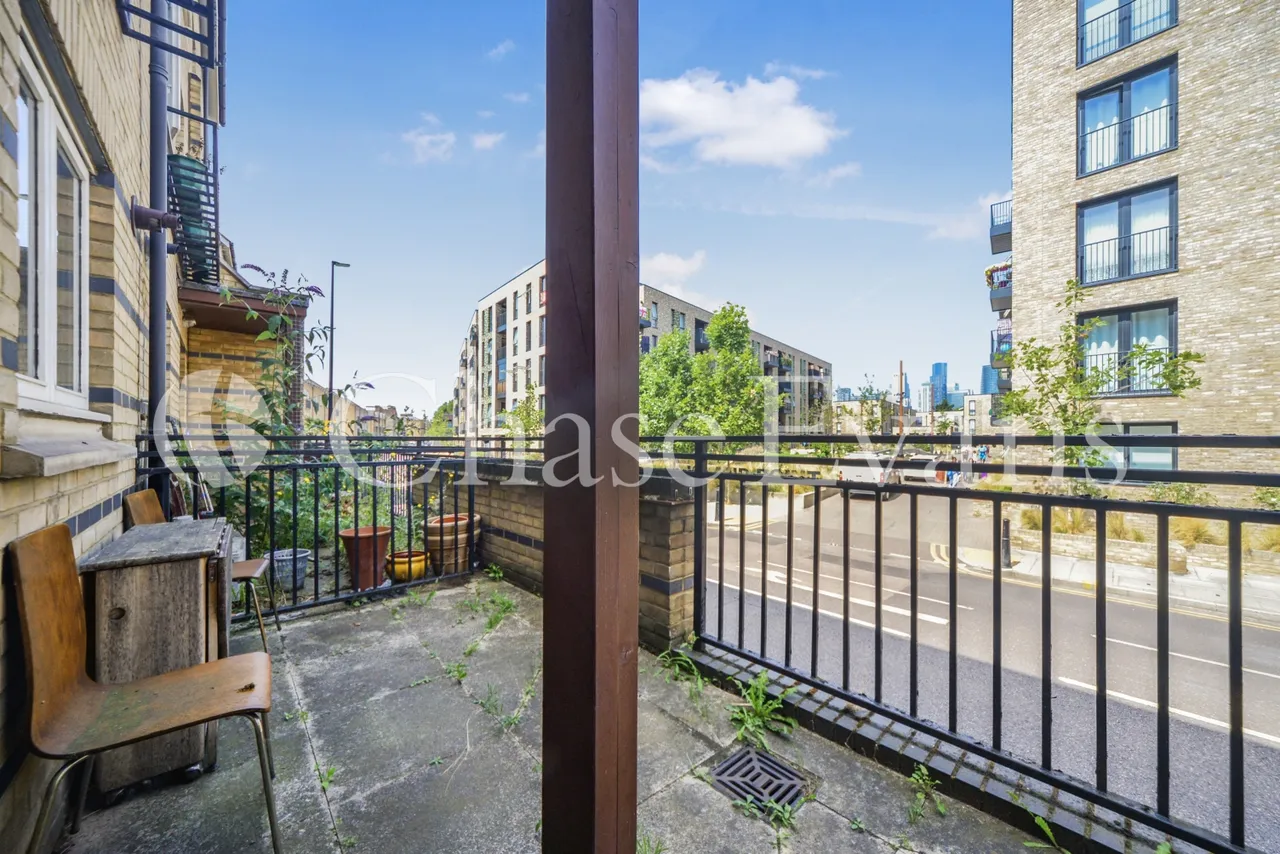 St. Davids Square, Isle Of Dogs, E14, photo 20