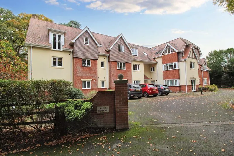 Pinehurst Road, West Moors BH22 0FD, photo 23