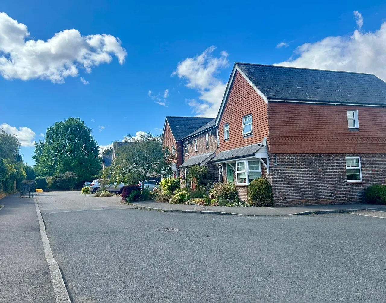 Helens Close, Alton, GU34, photo 9