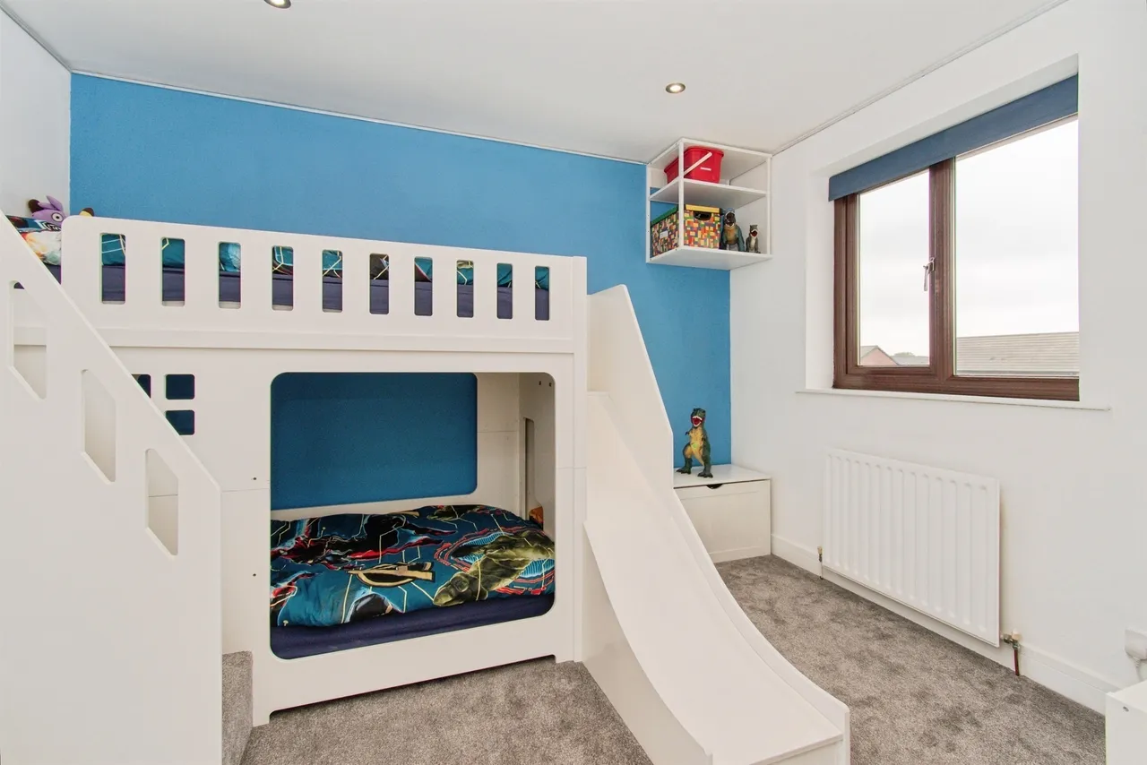 Benson Lane, Normanton, WF6, photo 13