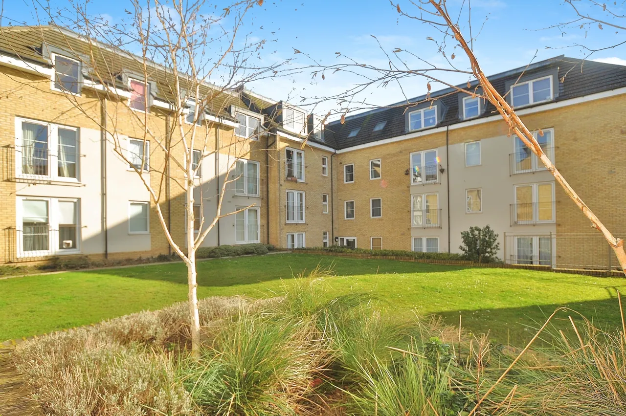 1 bed flat for sale, Watersmeet, Hitchin, SG4