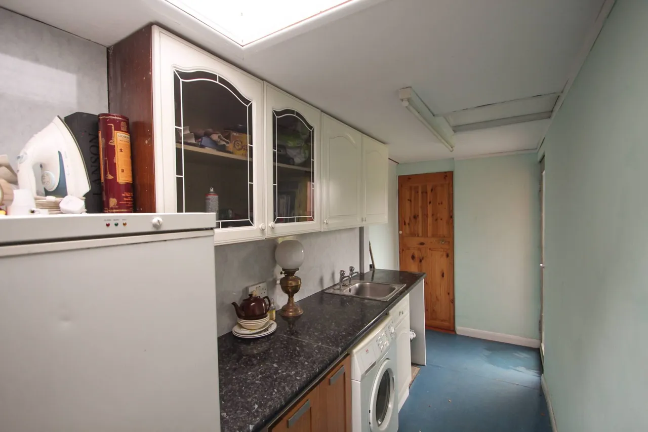 Hurstwood Avenue, Erith, photo 6