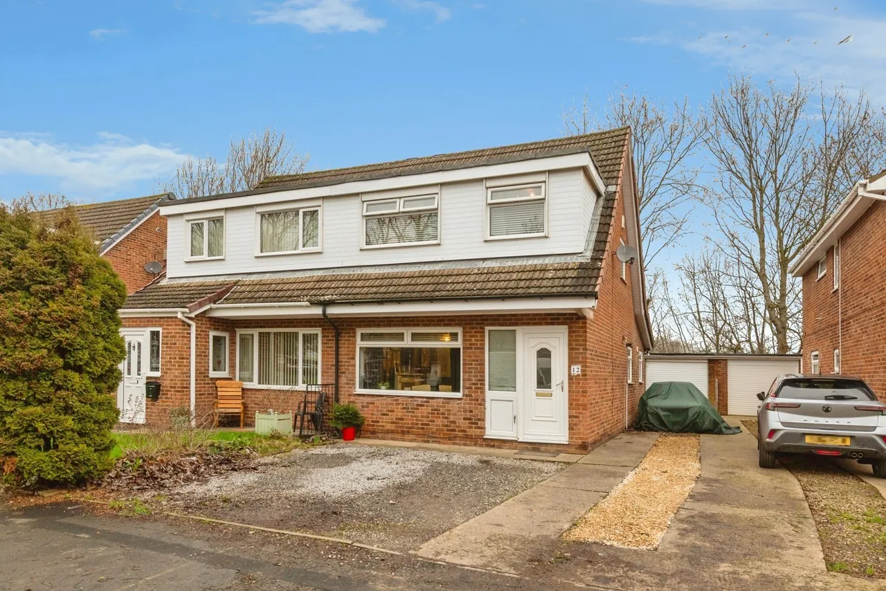 3 bed property for sale — Argyll Close, Darlington, Durham, DL1