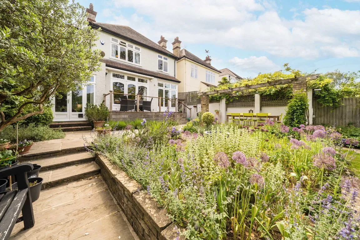 Abbotswood Road, SW16, photo 8