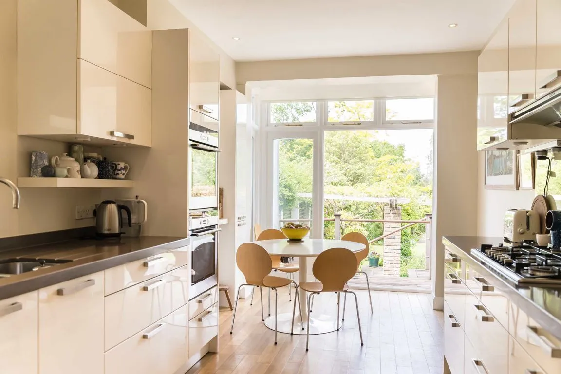 Abbotswood Road, SW16, photo 4