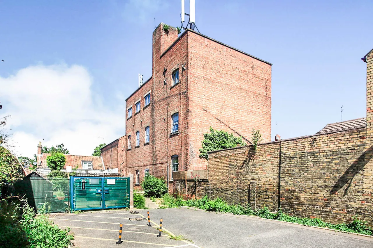 Crawthorne Street, Peterborough, PE1, photo 12